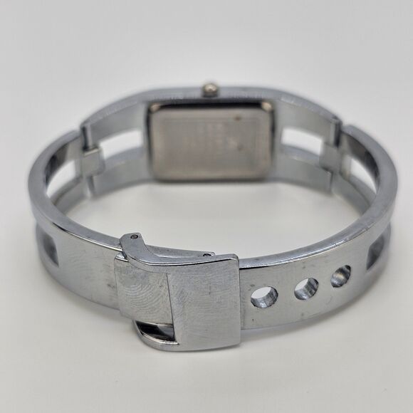 Kimio Women's Watch 20MM Gray Bracelet 5-6" New Battery Working READ DESCRIPTION - Picture 11 of 15